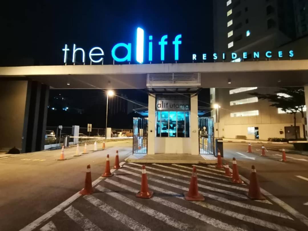 Aliff Residences 艾麗軒 Johor Bahru Extérieur photo